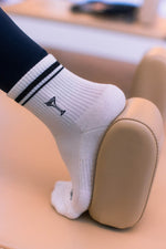 Load image into Gallery viewer, The Ellsworth Quarter Grip