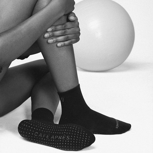 How to Wear Grip Socks (Sizing, Fit and Common Mistakes)