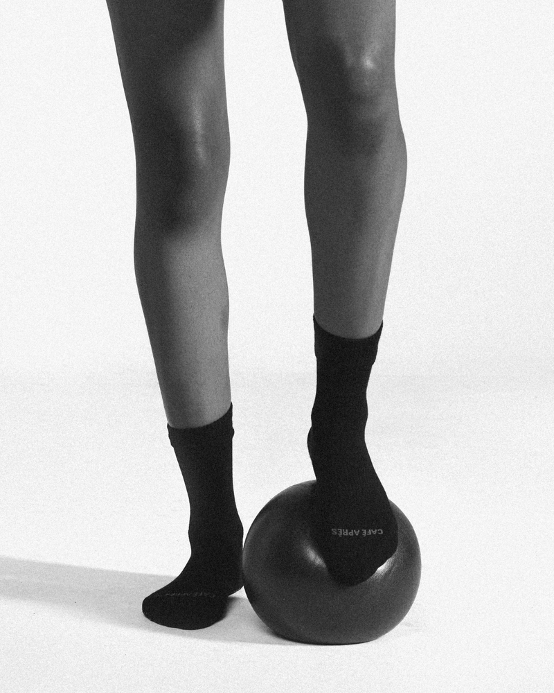 The Basic Black Crew Grip Sock
