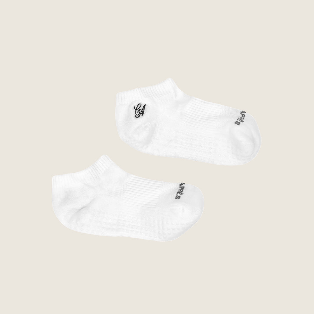 The Basic White Ankle Grip Sock