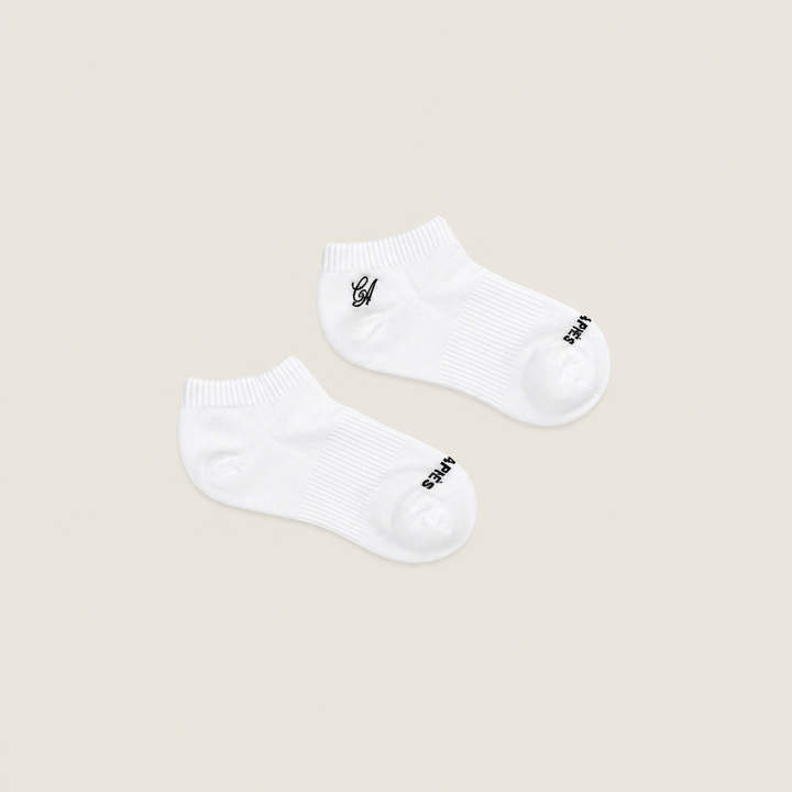 The Basic White Ankle Everyday Sock — a plain white ankle sock for wear in shoes, no grip sole, by Café Après